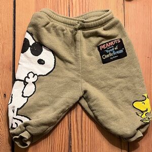 Zara x Peanuts Snoopy and Woodstock joggers, 6-9 M